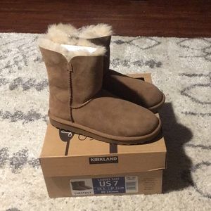 Shearling boot